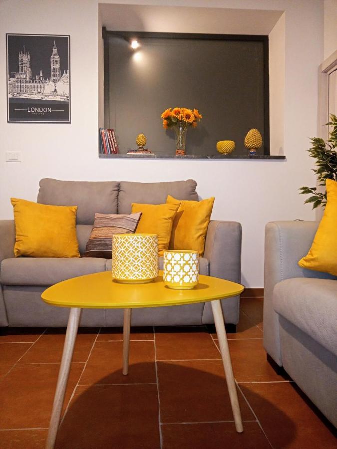 Zisa Home Ai Cantieri Culturali-Facile Posteggio In Strada No Ticket Palermo Exteriér fotografie